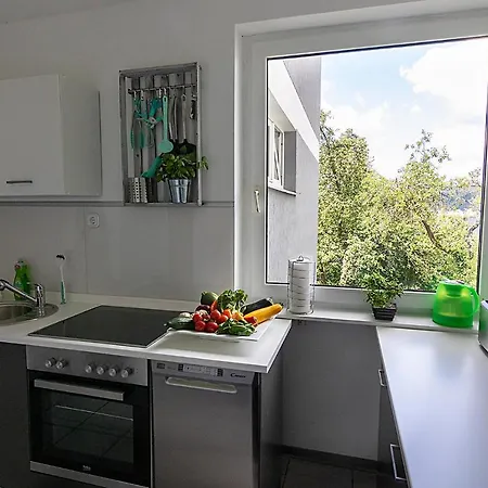 Apartment Riese - Farbenspiel *